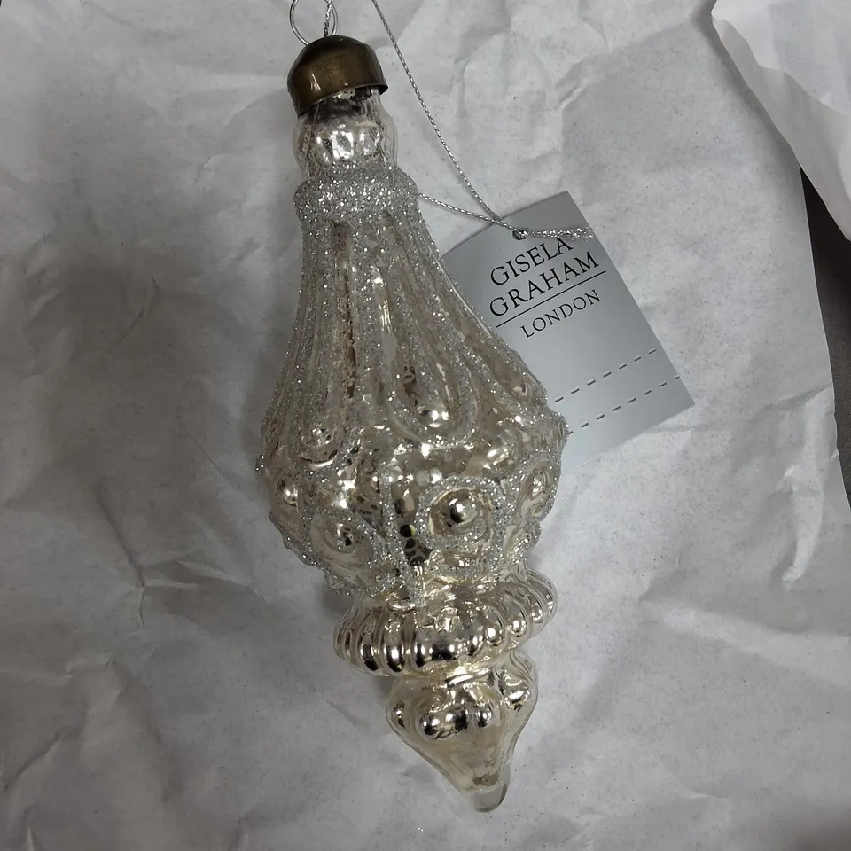 SET OF 6 GISELA GRAHAM DECORATIVE TREE BAUBLES IN SILVER