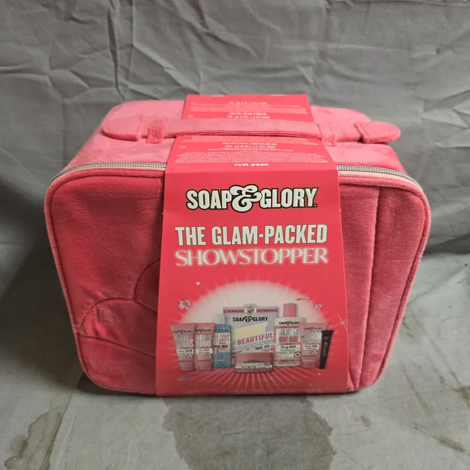 SOAP & GLORY THE GLAM PACKED SHOWSTOPPER GIFTSET