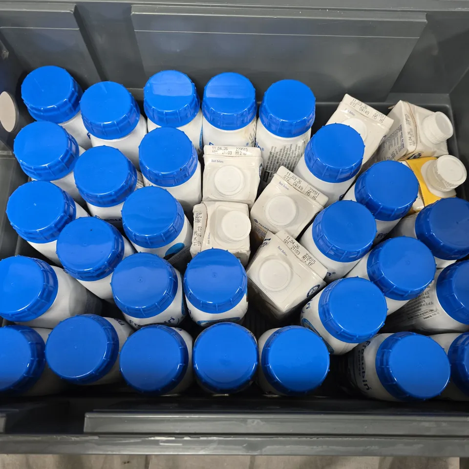 APPROXIMATELY 18 ASSORTED HEALTH DRINKS TO INCLUDE FRESUBIN ENERGY DRINK & NUALTRA ALPEN ENERGY MILKSHAKE - COLLECTION ONLY