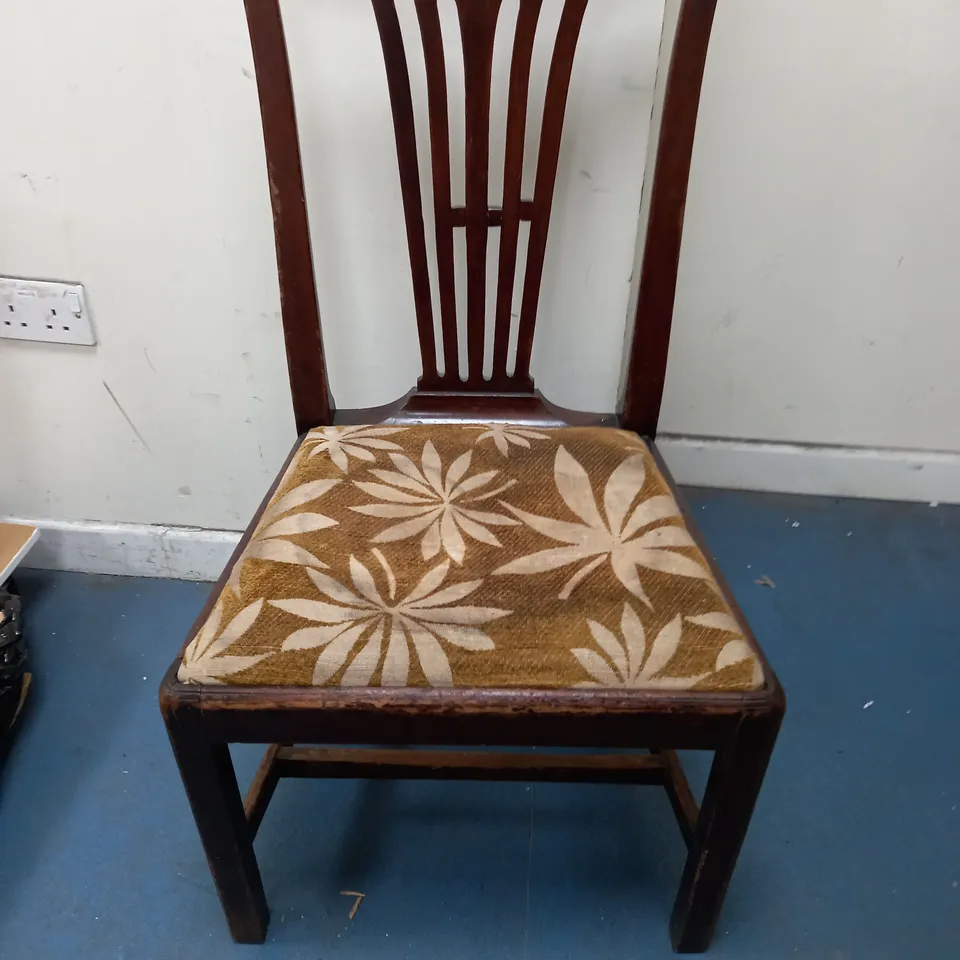 UPHOLSTERED WOODEN DINING CHAIR / COLLECTION ONLY