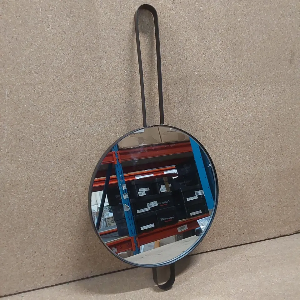 DESIGNER WALL HUNG MIRROR