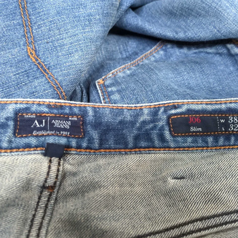 ARMANI SLIM JEANS IN BLUE - W38/L32