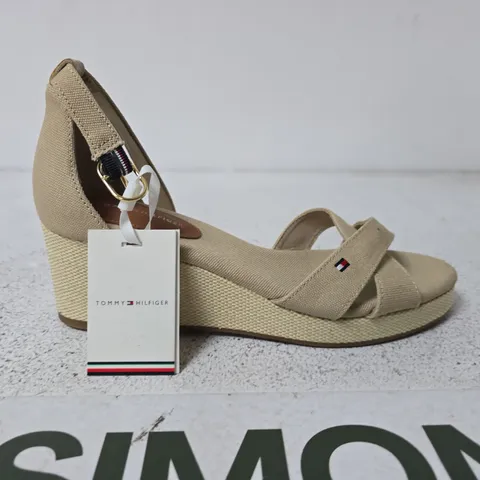 TOMMY HILFIGER BEIGE WEDGE SANDALS, WOMEN'S – CROSS-STRAP, ANKLE BUCKLE - SIZE UNSPECIFIED 
