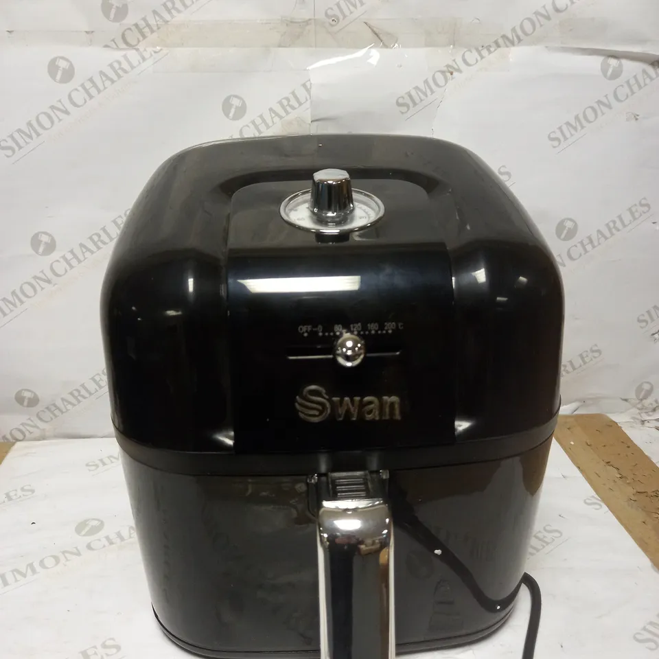 SWAN RETRO SD10510BN AIR FRYER