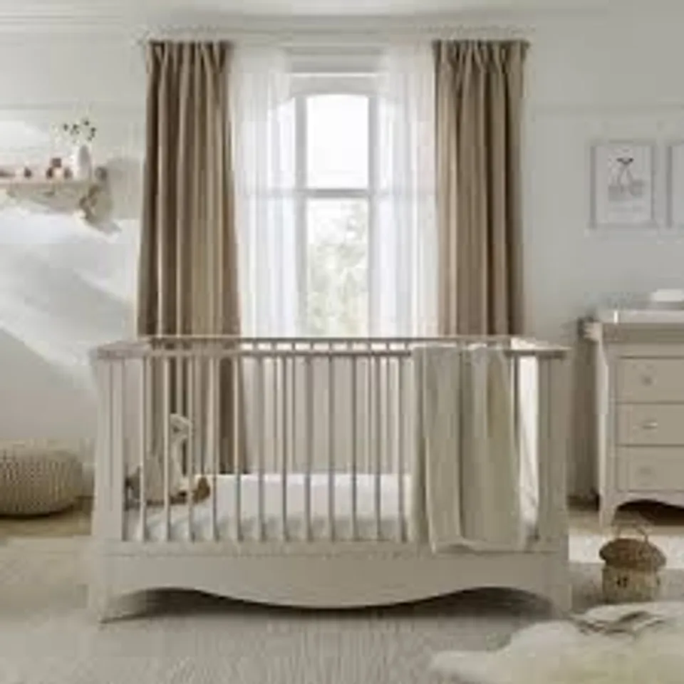 BOXED CUDDLE CO. CLARA COT BED - CASHMERE/ASH (2 BOXES)