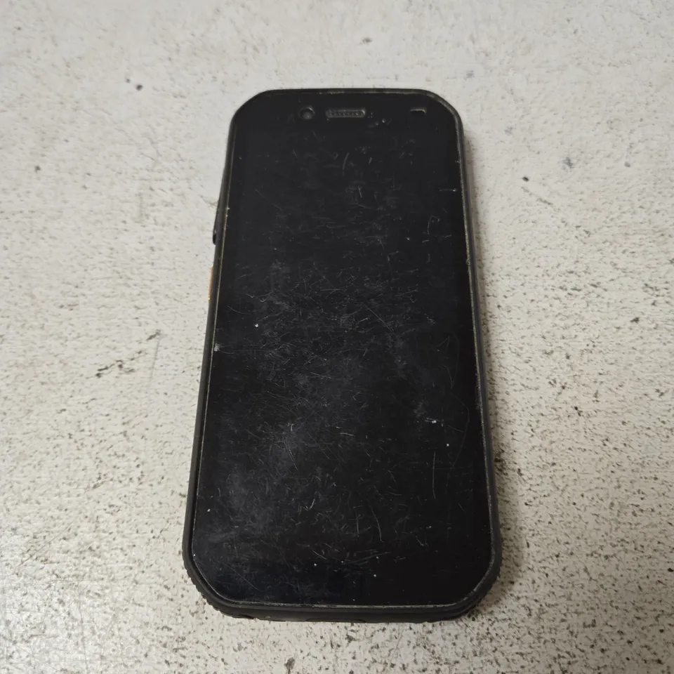 CAT RUGGED SMARTPHONE – BLACK - MODEL UNSPECIFIED