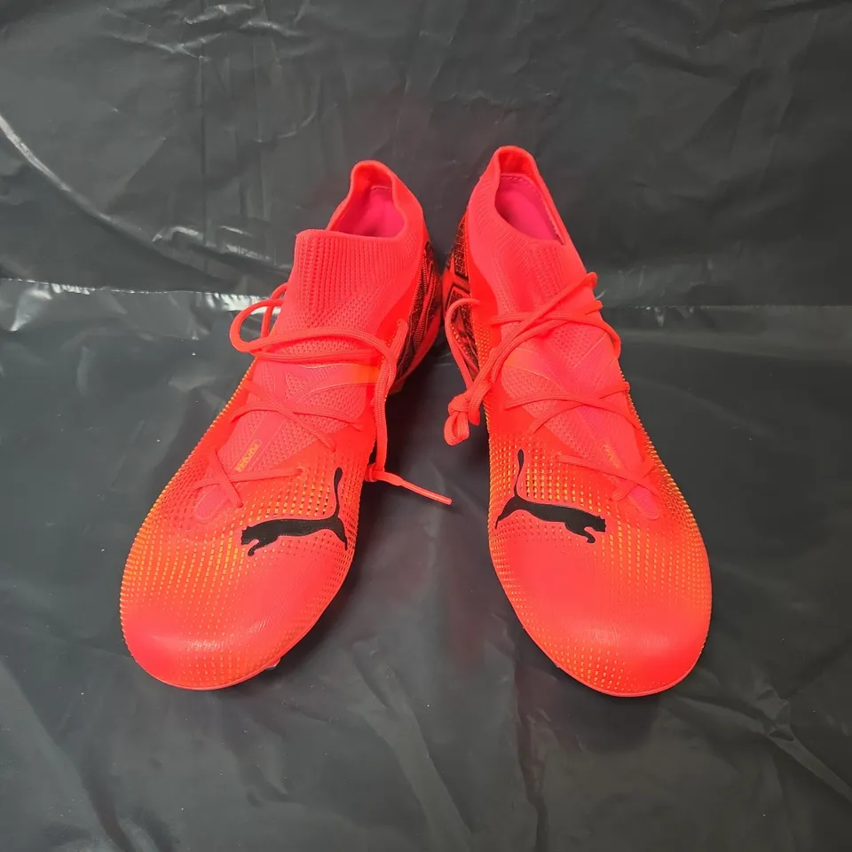 UNBOXED PAIR OF PUMA FUTURE 7 BOOTS IN BRIGHT PINK - UK 8.5