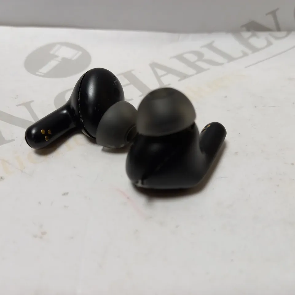 LG TONE FREE UFP9 EARBUDS