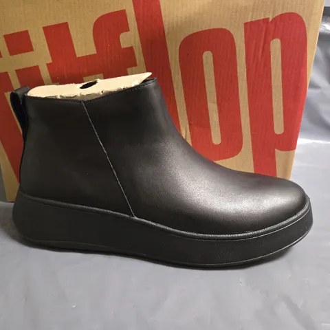 BOXED FITFLOP F-MODE LEATHER FLATFORM ZIP ANKLE BOOTS IN BLACK - UK 8