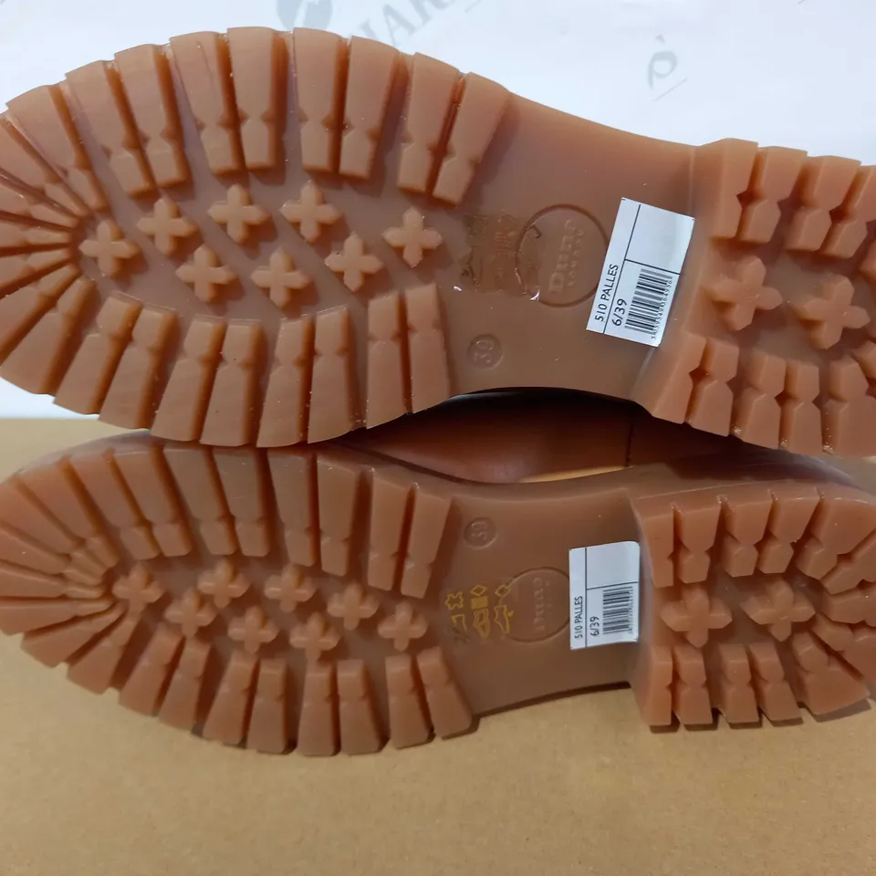 DUNE PALLES LEATHER BOOTS CAMEL SIZE 6