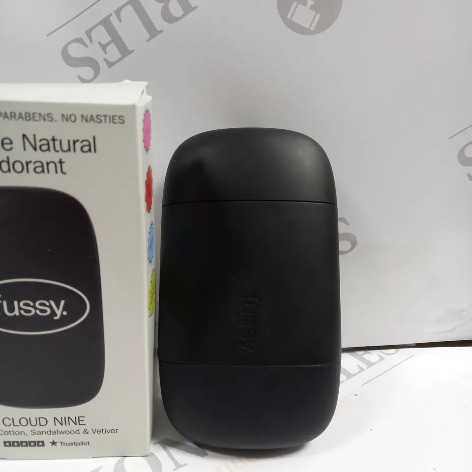 FUSSY - REFILLABLE NATURAL DEODORANT - STARTER PACK - BLACK