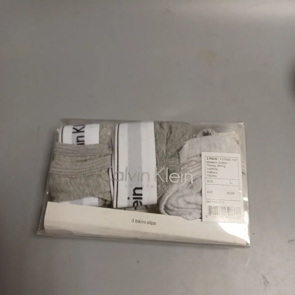 CALVIN KLEIN WOMENS UNDERWEAR LADIES CK BRALETTE THONG AND BOXER BRIEF SET 3PK WHITE 