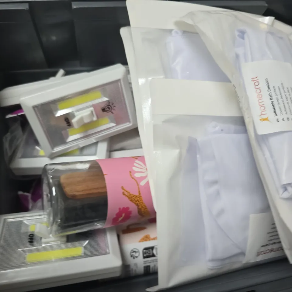 APPROXIMATELY 12 ASSORTED HOUSEHOLD ITEMS TO INCLUDE LED LIGHT, INCENSE STICKS, COLD PADS, ETC
