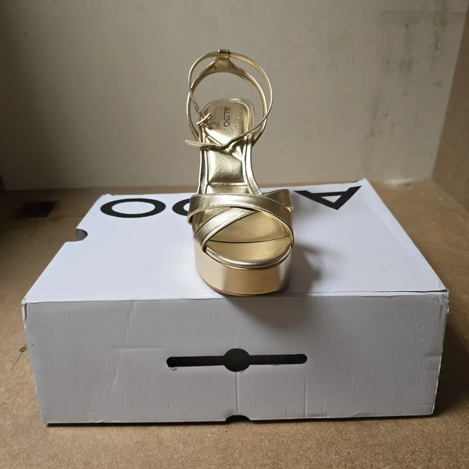 ALDO GOLD STRAPPY PLATFORM SANDALS, UK 7