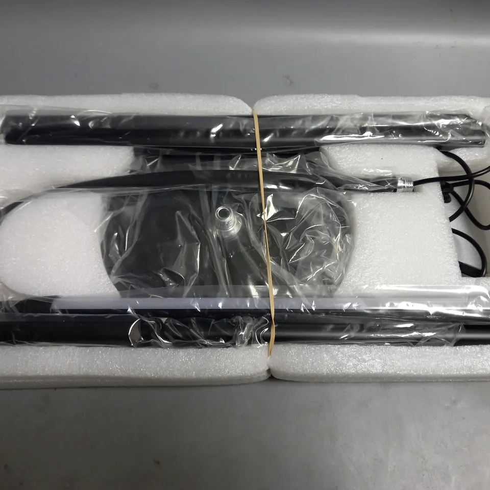 UNBOXED ADJUSTABLE FLOOR LIGHT QG-117
