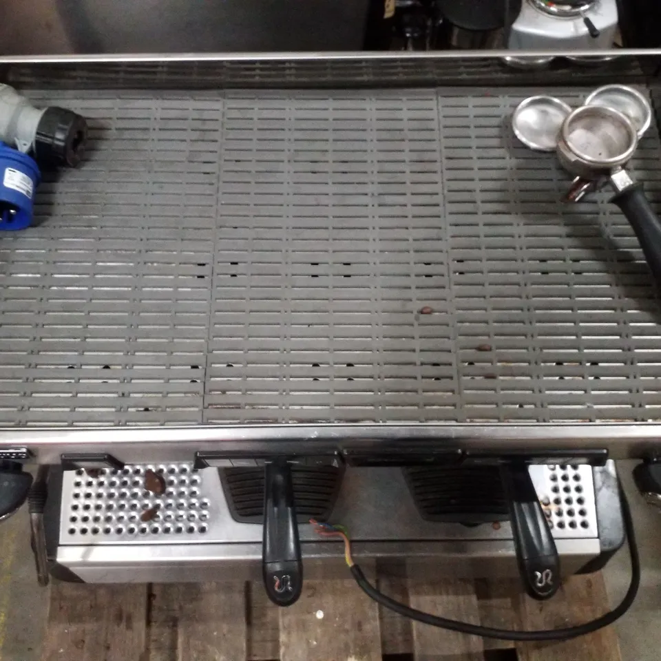 RANCILIO RAN7-2 COMMERCIAL 2 BARRISTA COFFEE MACHINE