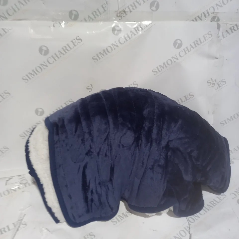COZEE HOME OVERSIZED HEATED WRAP IN NAVY