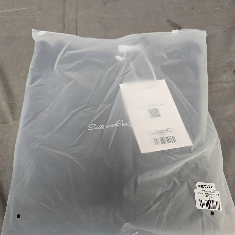 SISTERS & SEEKERS PETITE BOXY ZIP-UP JACKET – SIZE S