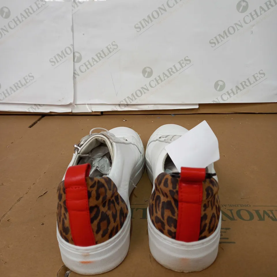 RUTH LANGSFORD WHITE ZIPPED LEOPARD TRAINERS SIZE 38