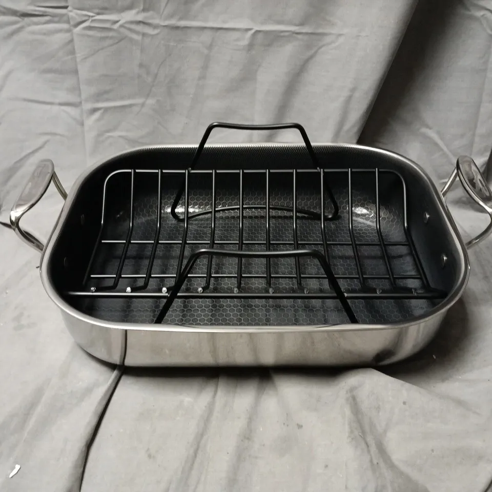 HEXCLAD SMALL HYBRID ROASTING PAN WITH RACK - BOXED