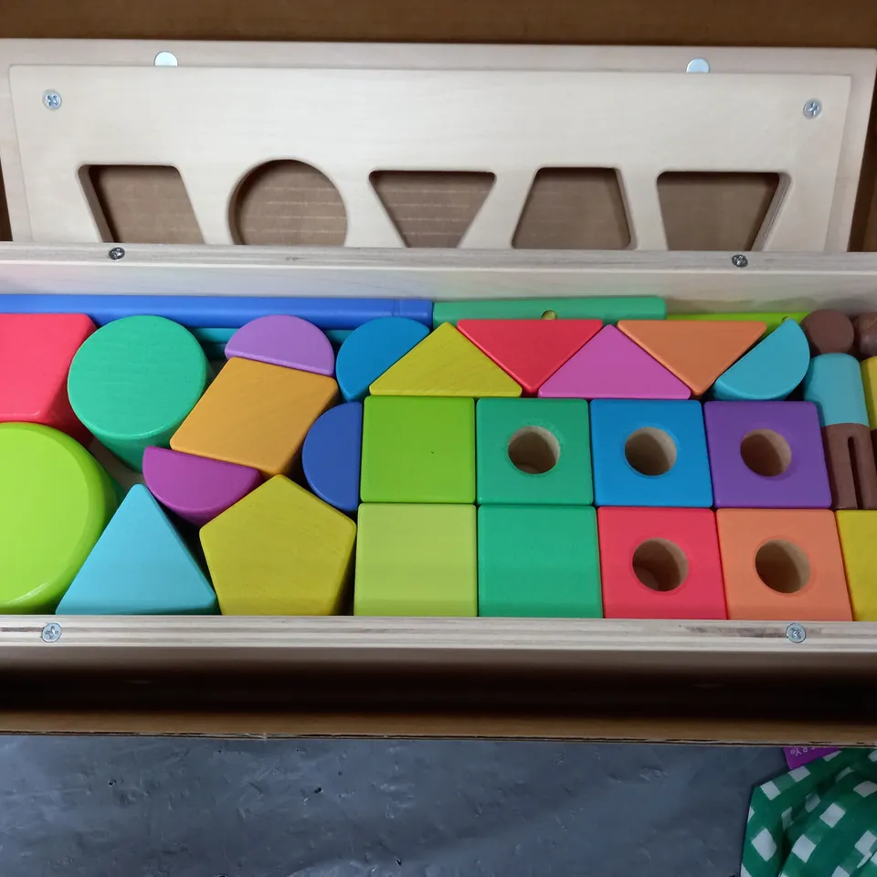 BOXED LOVEVERY THE BLOCK SET (18m)