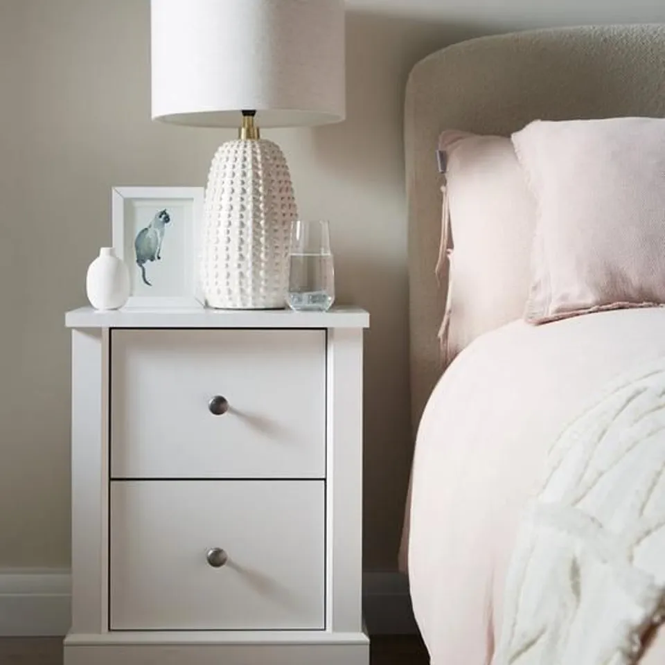 BOXED LONDON 2 DRAWER BEDSIDE CHEST [COLLECTION ONLY] RRP £129