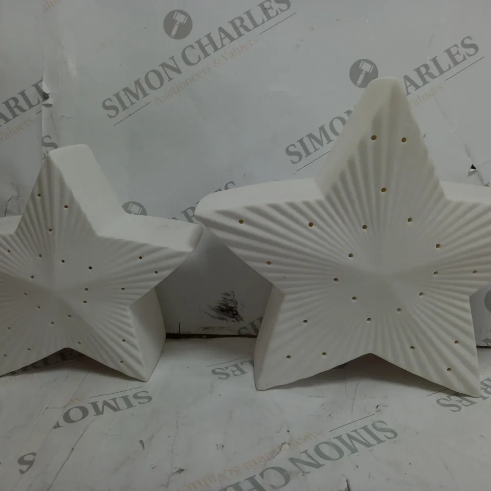 BOXED K BY KELLY HOPPEN SET OF LARGE PORCELAIN LIGHT UP WHITE STARS