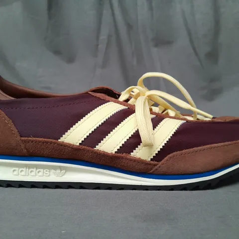 PAIR OF ADIDAS SHOES IN BROWN/BURGUNDY/PALE YELLOW UK SIZE 9