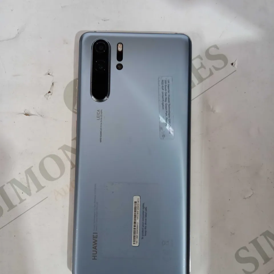 BOXED HUAWEI P30 PRO SMARTPHONE