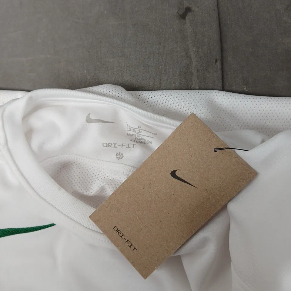 NIKE KIDS TEE IN WHITE - LARGE