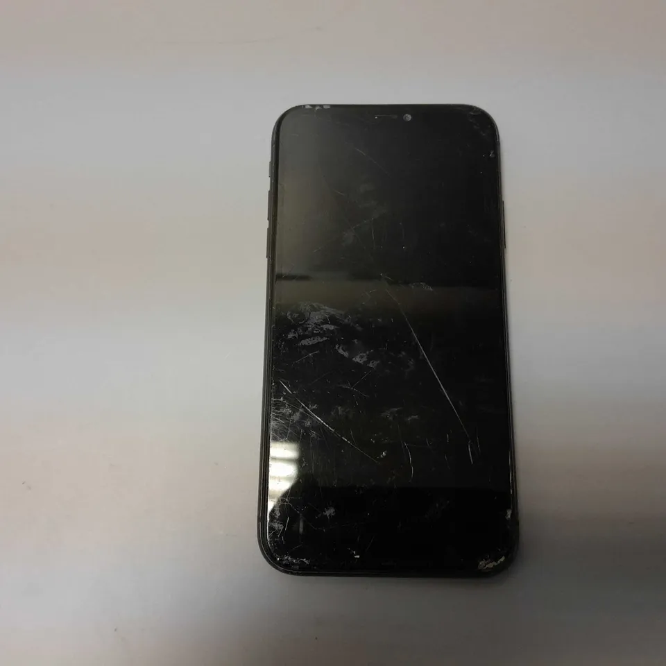 APPLE IPHONE - MODEL UNSPECIFIED