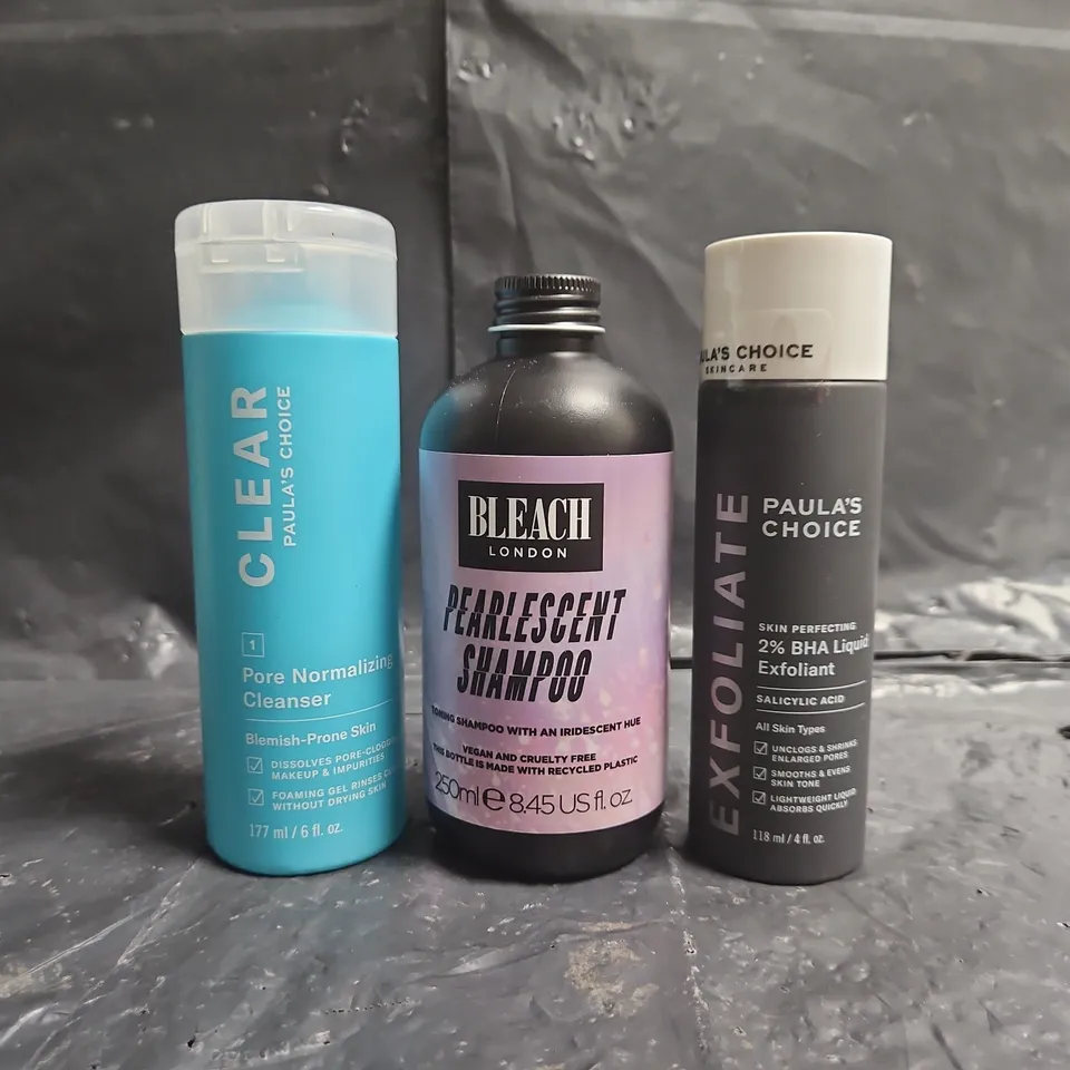 BOX OF APPROXIMATELY 30 ASSORTED COSMETIC ITEMS TO INCLUDE PAULA'S CHOICE, BLEACH LONDON, ETC - COLLECTION ONLY