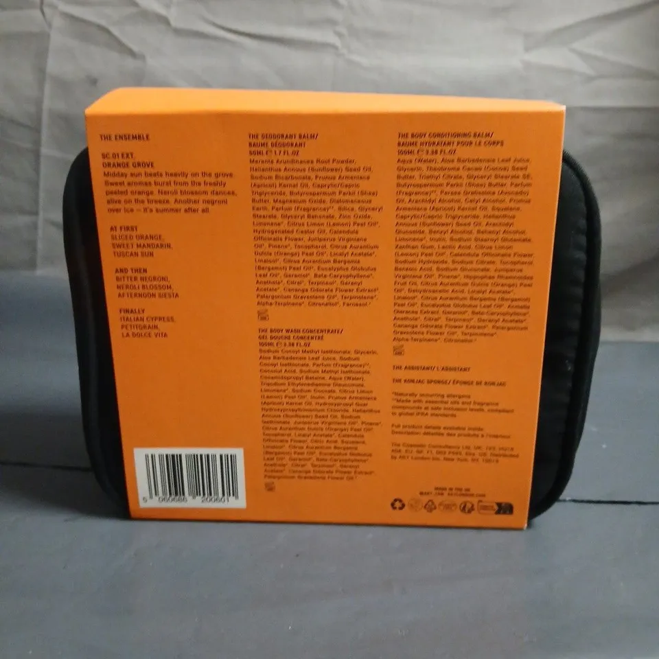 THE ENSEMBLE SC.01 EXT ORANGE GROVE AKT GIFT SET