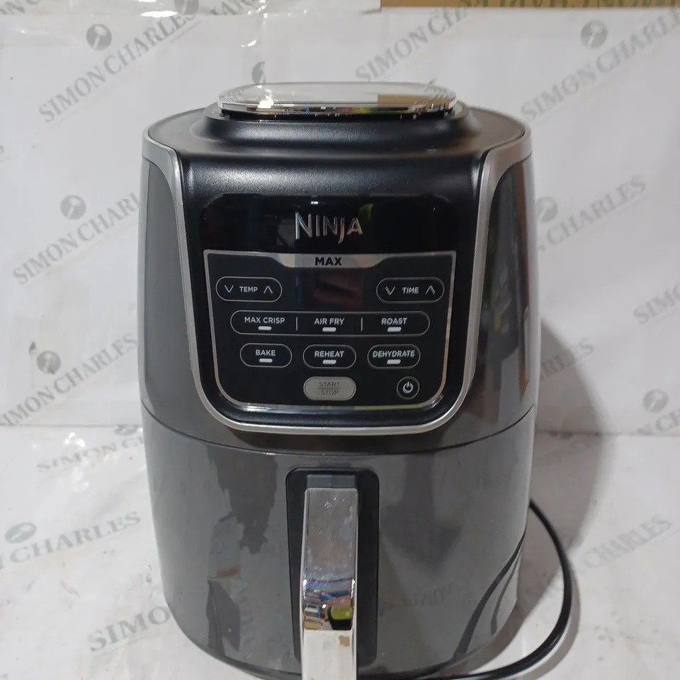 BOXED NINJA AIR FRYER MAX 5.2L
