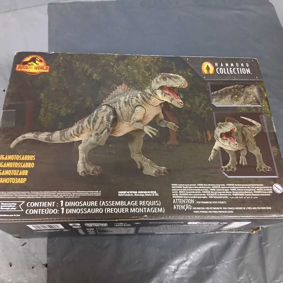 JURASSIC WORLD HAMMOND COLLECTION GIGANOTOSAURUS – BOXED FIGURE