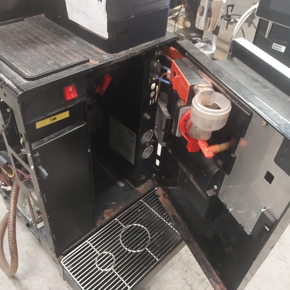 FRANKE A600 COMMERCIAL COFFEE MACHINE