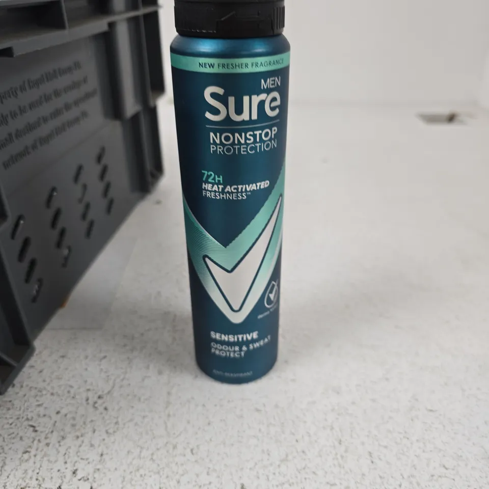 TOTE OF APPROXIMATELY 12 ASSORTED AEROSOLS TO INCLUDE: SURE MEN DEODORANT