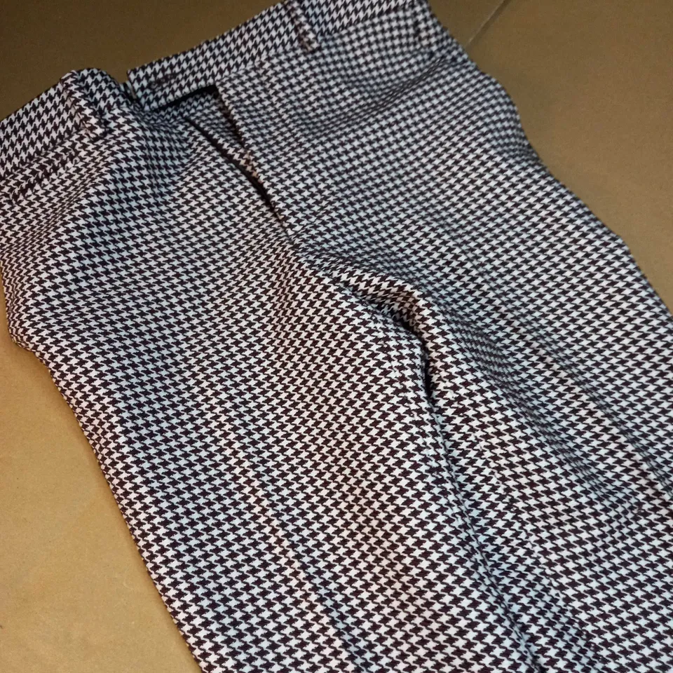ASOS BROWN/CREAM PATTERN TROUSERS - SIZE W30/L30