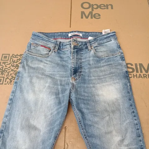 TOMMY JEANS DENIM JEANS – UK 32 (32X34)