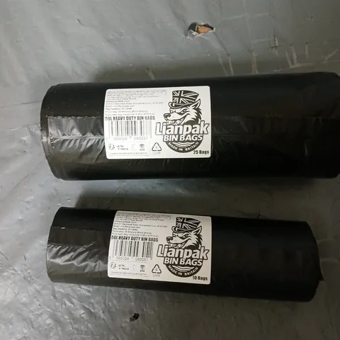 APPROXIMATELY 30 ROLLS OF ASSORTED LIANPAK HEAVY DUTY BIN BAGS 