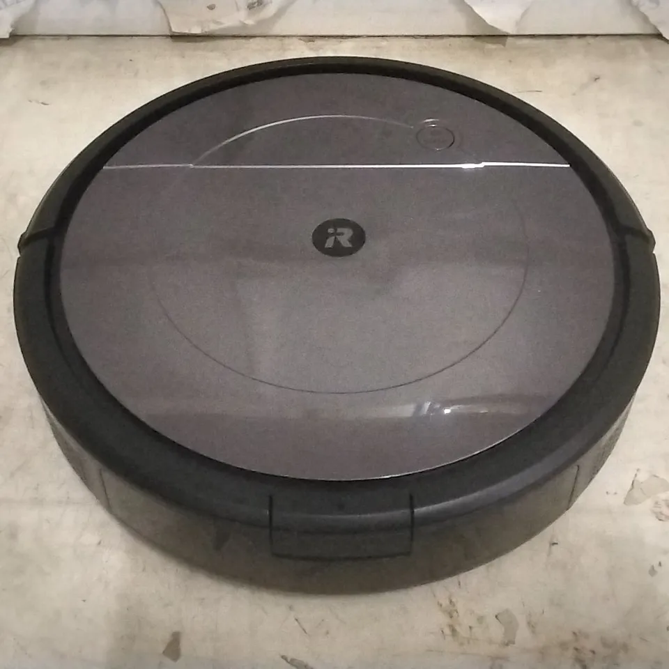 BOXED IROBOT R1118 ROOMBA ROBOT VACUUM & MOP