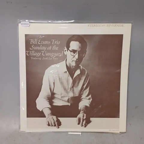 BILL EVANS TRIO SUNDAY AT THE VILLAGE VANGUARD VINYL