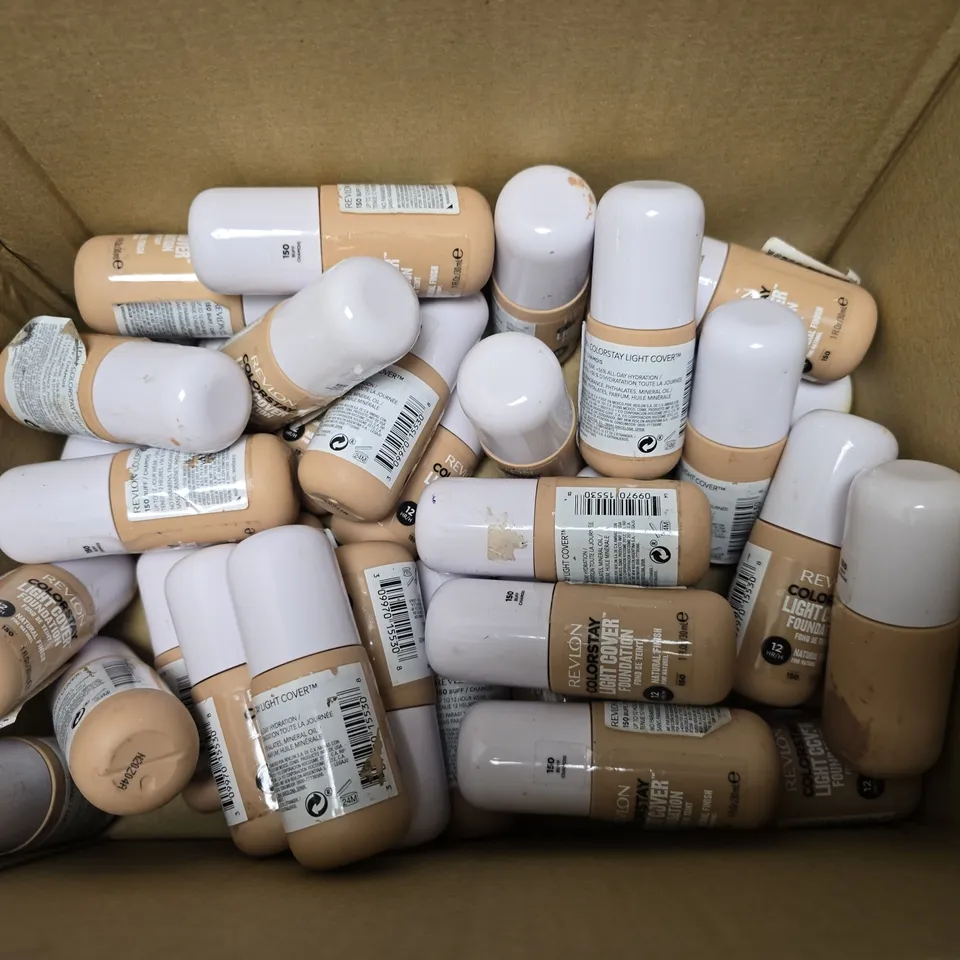 BOXED OF APPROXIMATELY 22 REVLON COLORSTAY LIGHT COVER FOUNDATION 150 BUFF