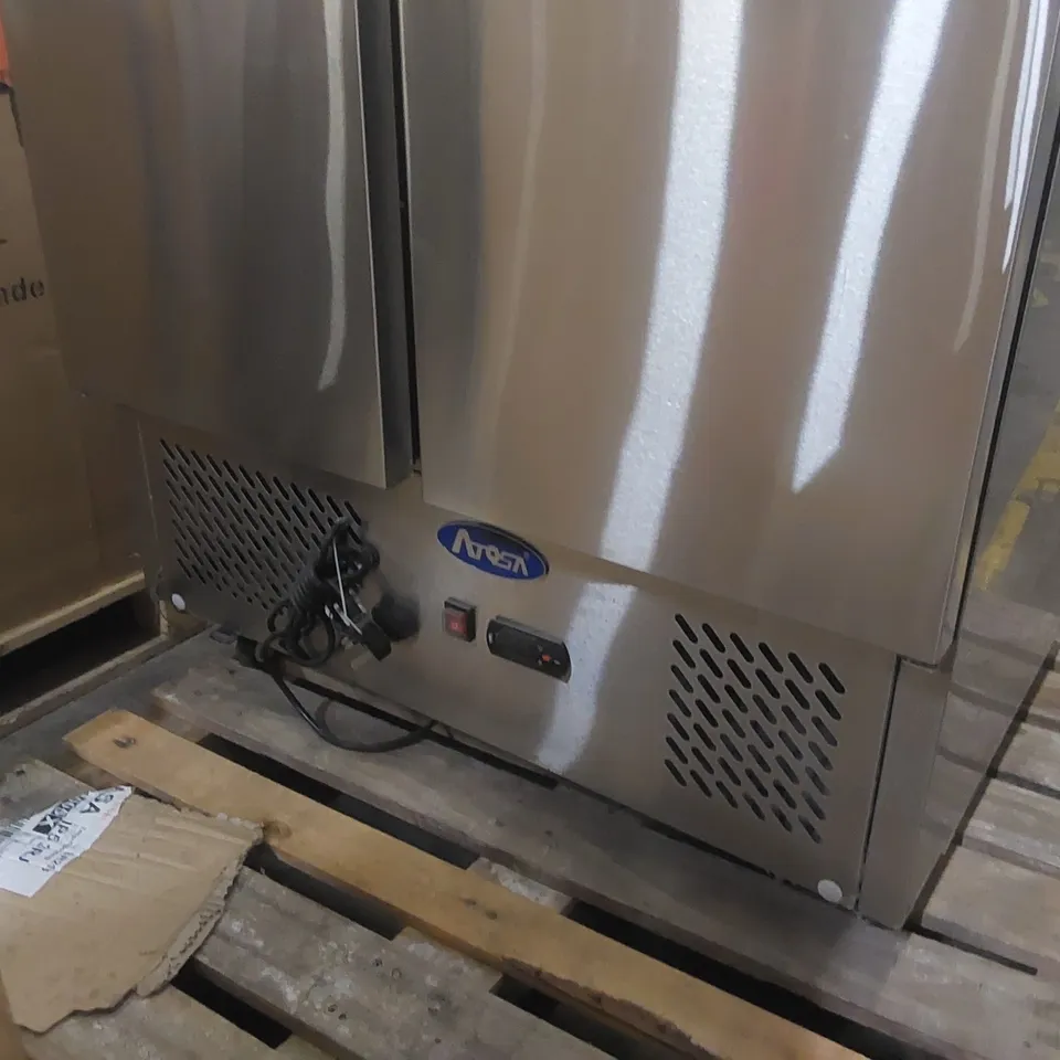 TWO DOOR PIZZA TABLE SALADETTE ESL 3831 