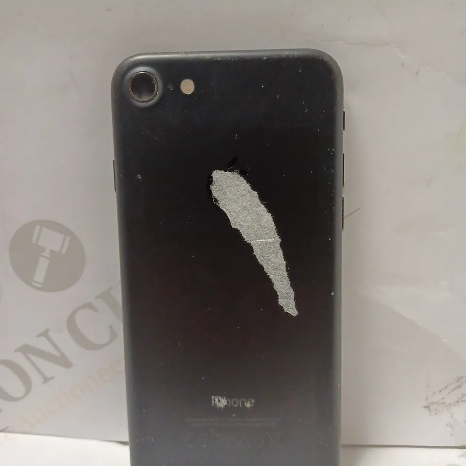 BOXED APPLE IPHONE SE IN BLACK 64GB