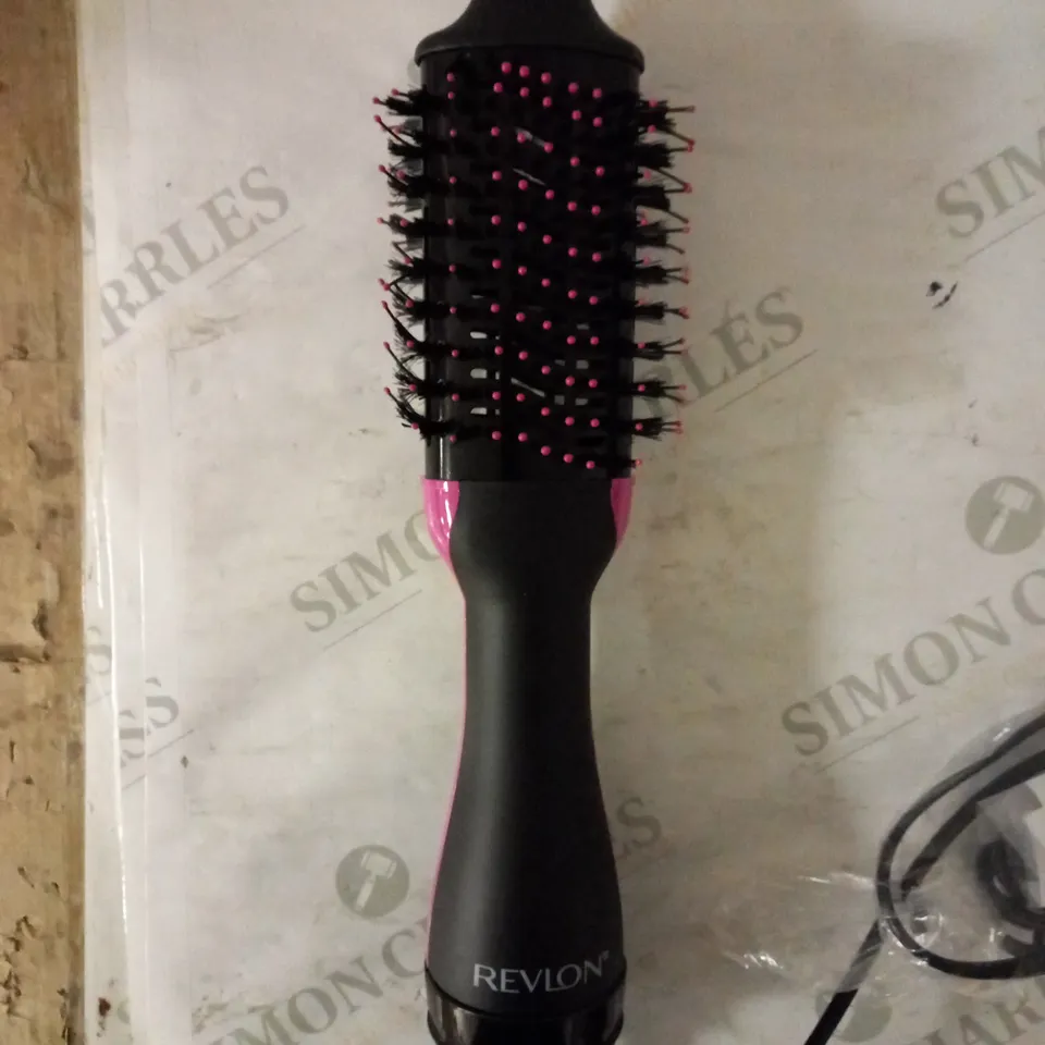 REVLON SALON ONE-STEP HAIR DRYER AND VOLUMISER  RRP £69.99
