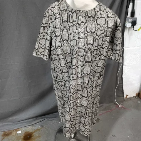 ZARA WOMAN SNAKE PRINT SHORT-SLEEVE DRESS LARGE
