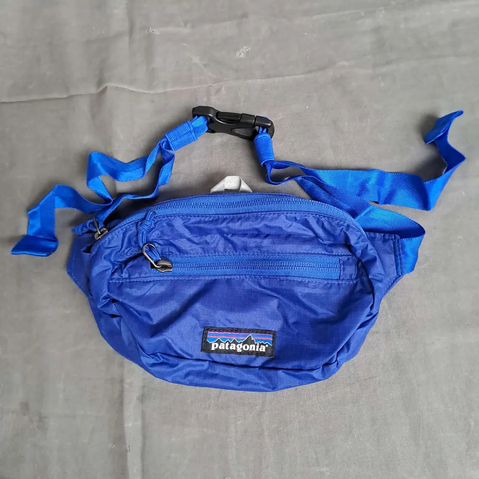 PATAGONIA ULTRALIGHT BLACK HOLE HIP PACK IN BLUE