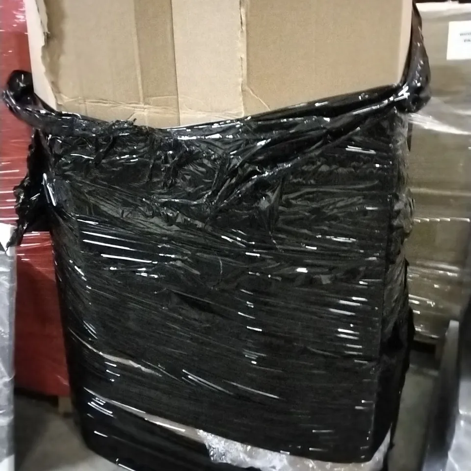 PALLET CONTAINING ASSORTED PRODUCTS INCLUDING SUITCASE, STRETCHED CANVAS 60×80CM, UMBRELLA, CORK TRAVEL MAP & SHOWER SYSTEM