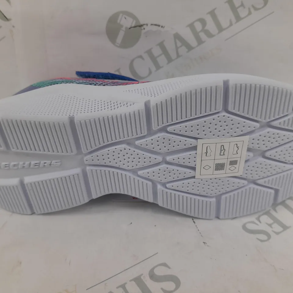 PAIR OF SKETCHERS VELCRO TRAINERS IN LILAC/PINK - UK KIDS 10.5